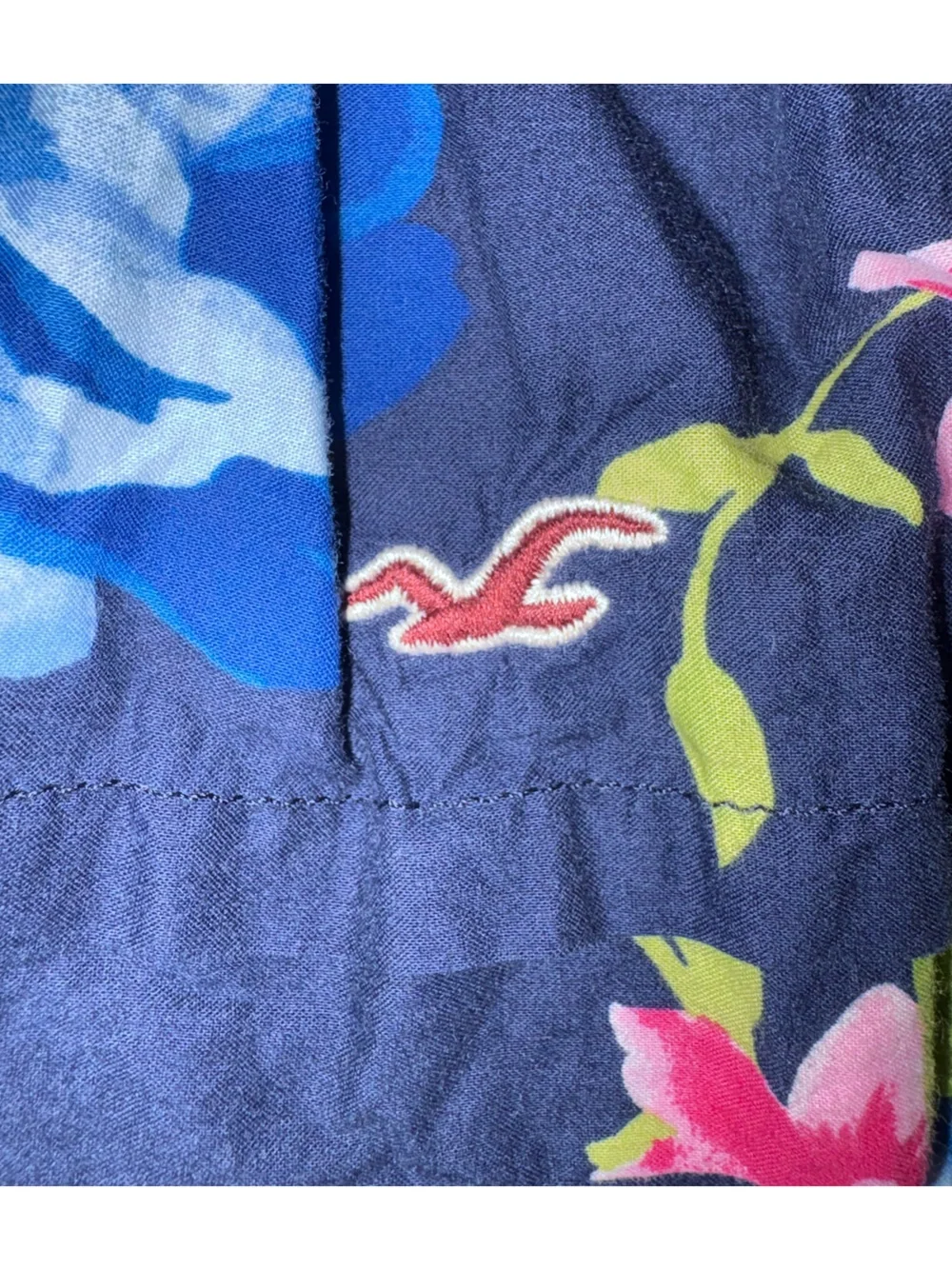 Hollister Floral Mini Skirt Medium Blue Pink Stretch Waist Lined